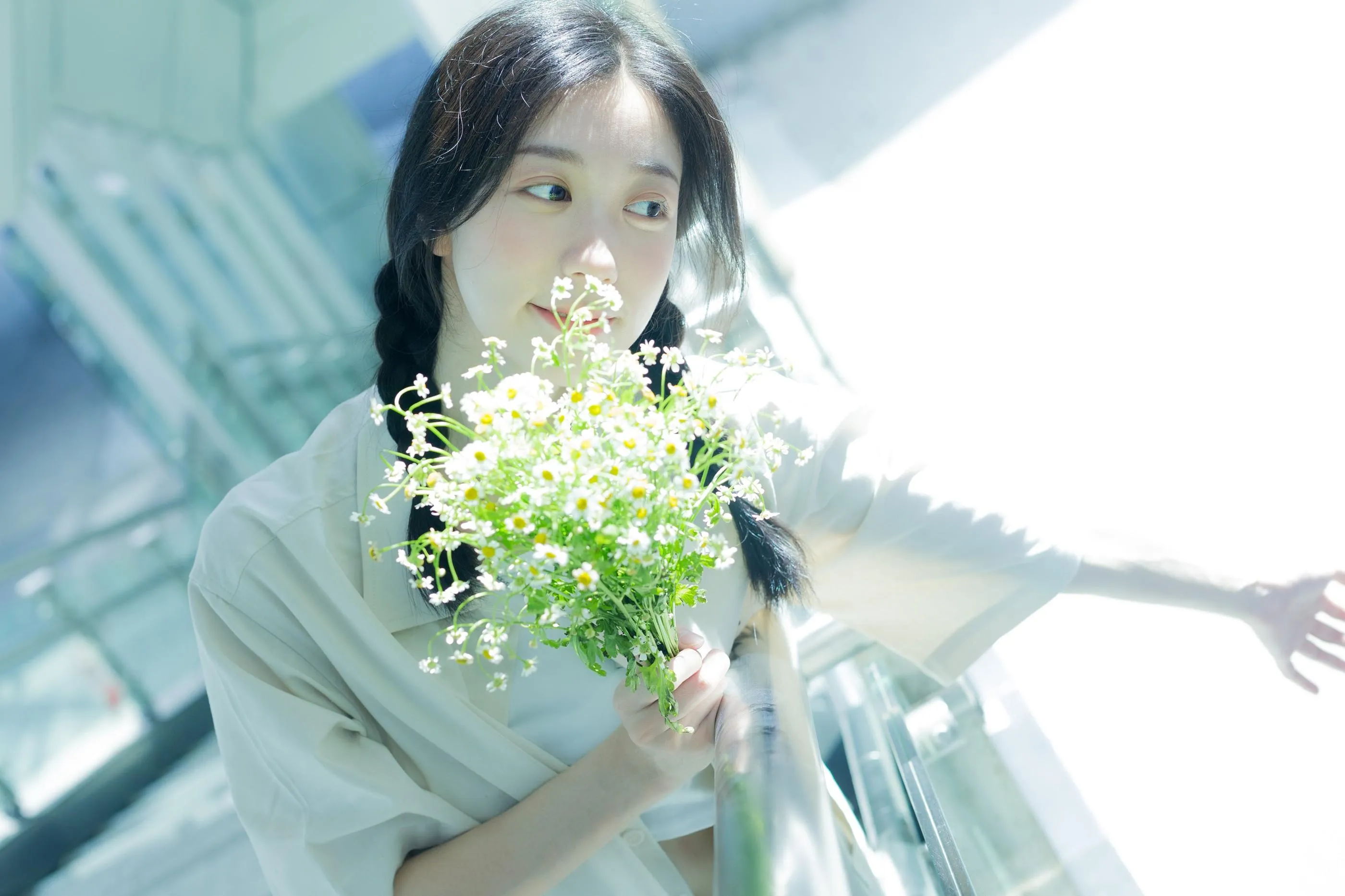 [YITUYU艺图语]2022.08.22 地铁奇遇记 饲猫少女- [39P]插图2